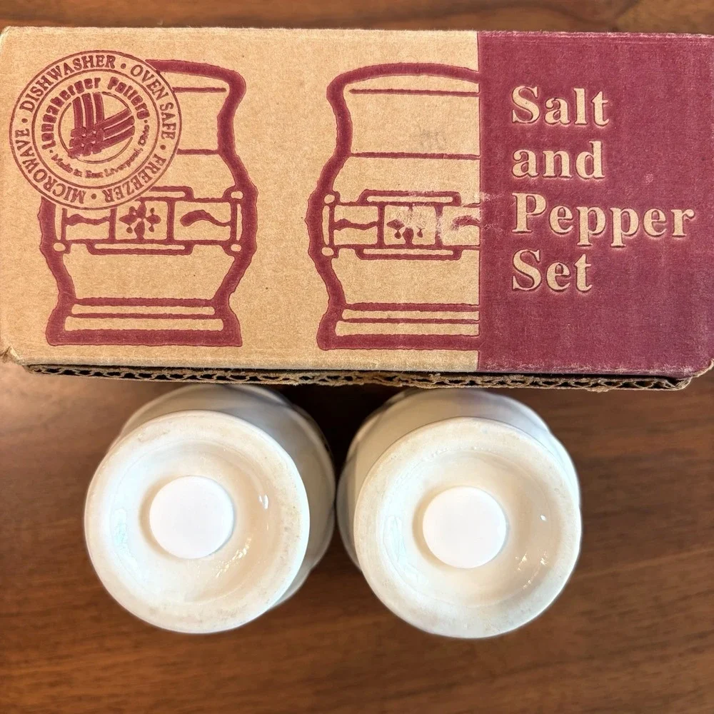 Longaberger Pottery Woven Traditions Classic Blue Round Salt & Pepper Shakers